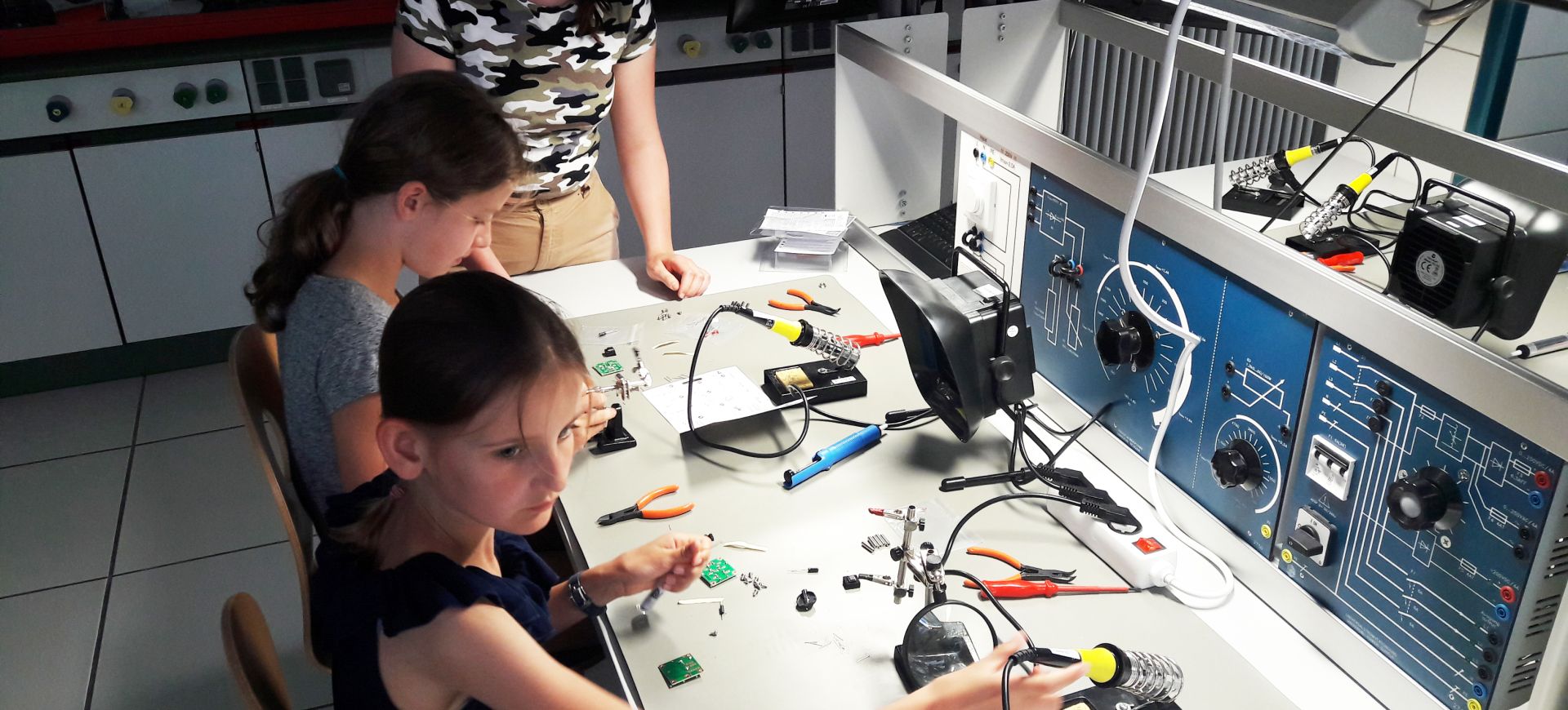 NaWi-AG_221104 NaWi-AG_221104